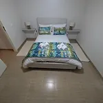 Typical House Апартаменты Назаре